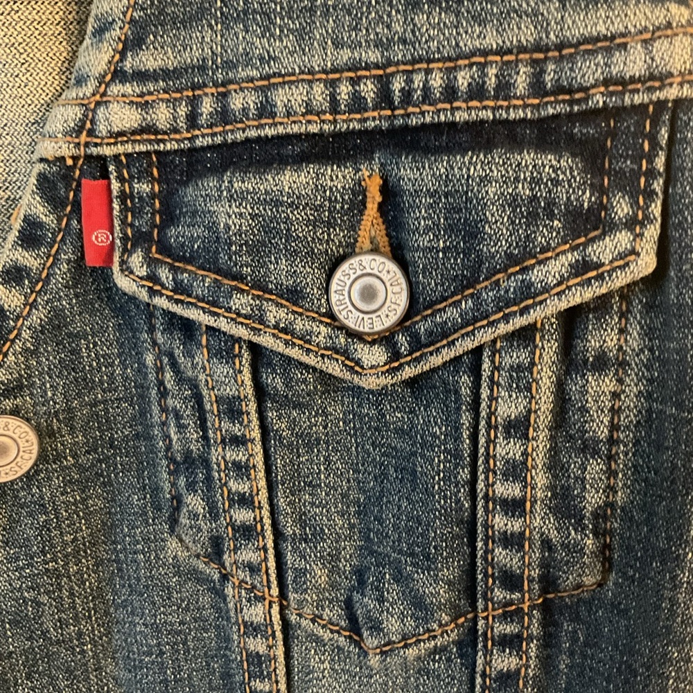 Vintage Levi’s Women’s Denim Halter Vest Shirt Top Christmas Gift  sz 8 Like New - Picture 4 of 6